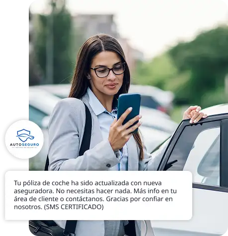 Notificación certificada de cambios de póliza enviada a un asegurado